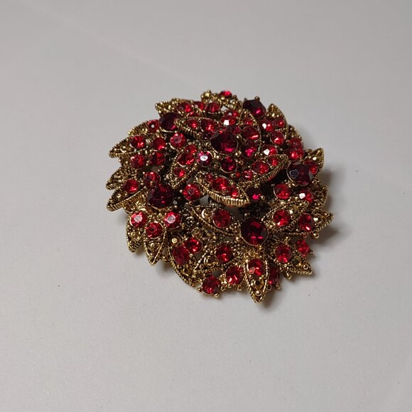 Very Pretty Red And Gold Tone Brooch - Picture 8 of 11